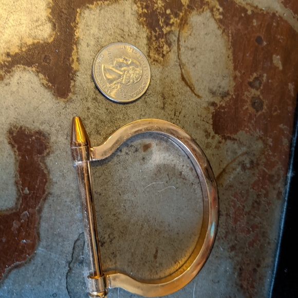 Copper toned arrow cuff bracelet - Picture 2 of 5